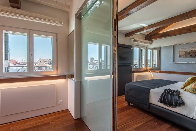 Rialto Apartments0