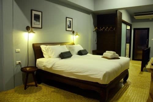 King Suite with Pool View