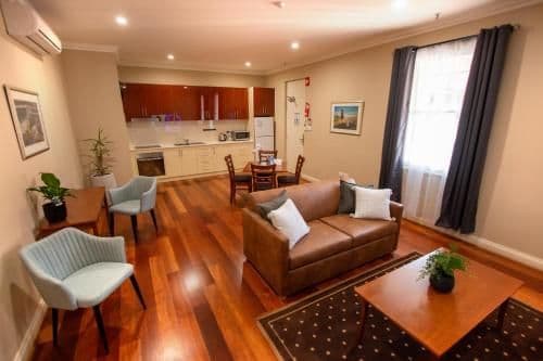 One-Bedroom Apartment