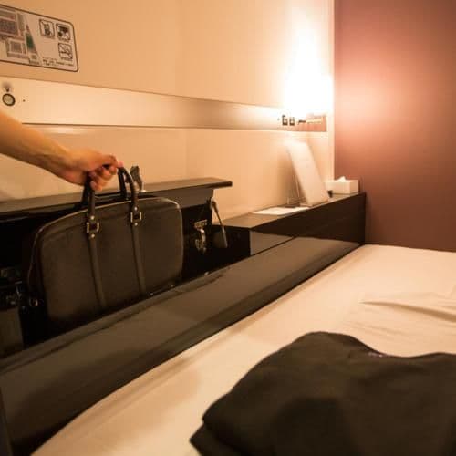 Standard Capsule Room for Male