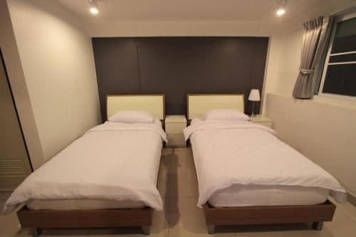 Standard Twin Room