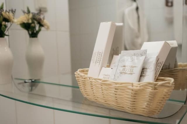 DOUBLE SINGLE USE STANDARD
