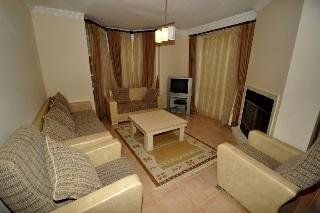 Oasis Holiday Residence & Villas4