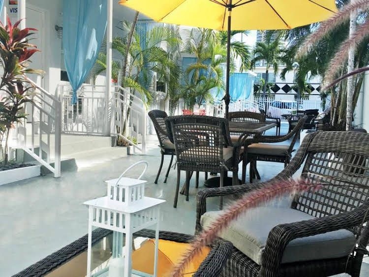Villa Byron Suites1
