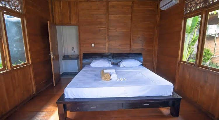 Kampoeng Bule Villas0