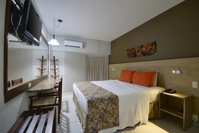 SINGLE LUXURY