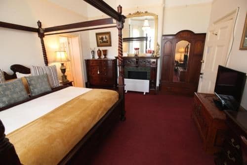 King Suite with Ocean View