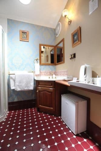 Premium King Suite