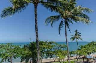 Roydon Beachfront Holiday Apartments