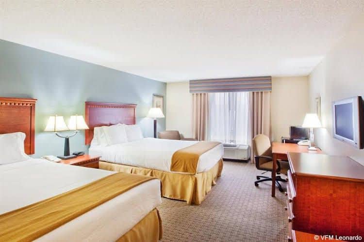La Quinta Inn and Suites Covington La Quinta Inn and Suites Covington