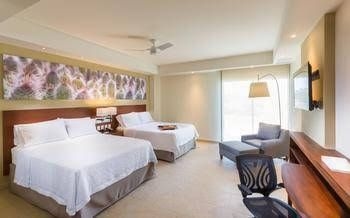 Hampton Inn and Suites by Hilton Los Cabos0
