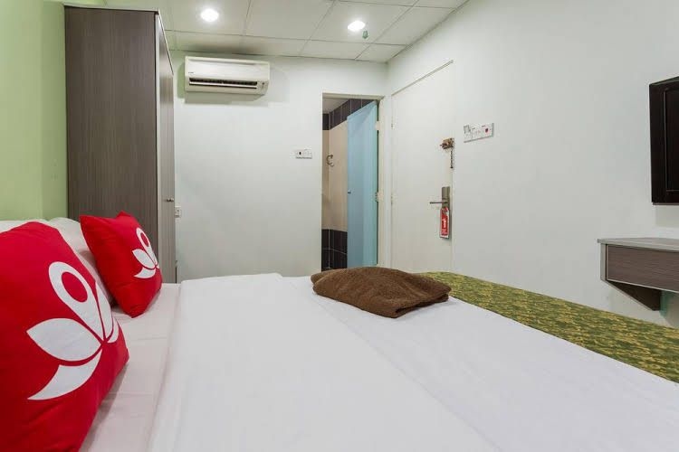 ZEN Rooms Off Changkat0