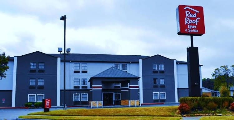 Red Roof Inn and Suites Little Rock0