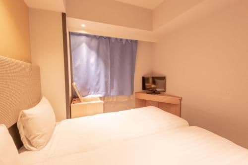 Twin Room - Non-Smoking