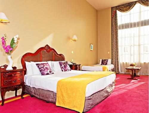 โรงแรมวีอาร์ แฮมิลตัน (VR Hamilton Hotel)1