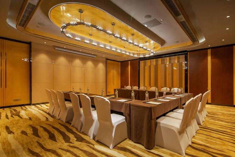 Howard Johnson Jinyi Hotel Chongqing0