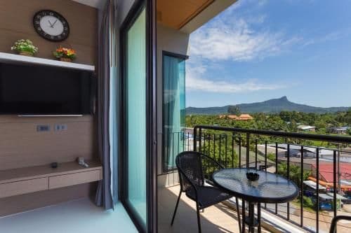 Triple Room with Mountain View