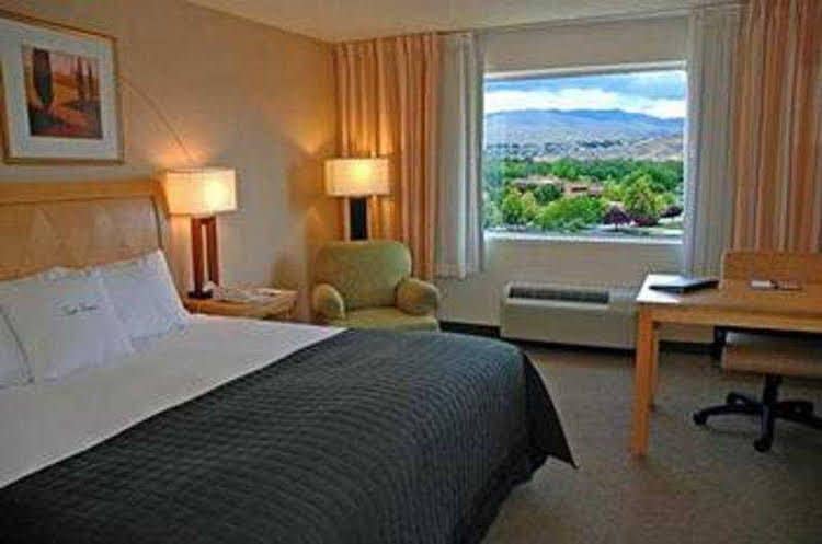 Holiday Inn Express BoiseUniversity Area Holiday Inn Express BoiseUniversity Area
