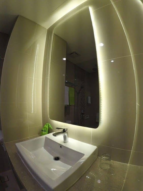 แม็กซ์วันโฮเต็ล แอท กรามัต (MaxoneHotel at Kramat)1