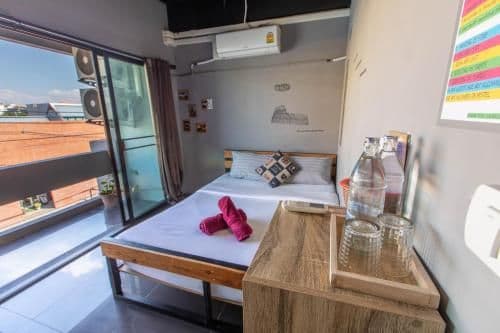 Double Room with Balcony and Shared Bathroom