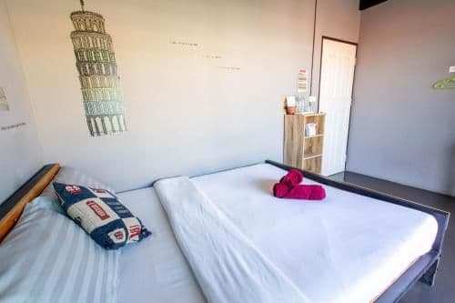 Double Room with Balcony and Shared Bathroom