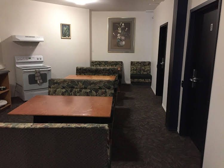 Invermere Hostel0