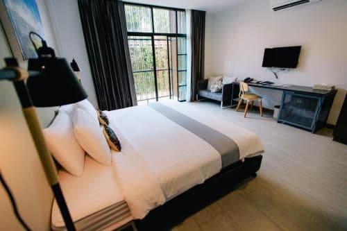 Deluxe Double or Twin Room