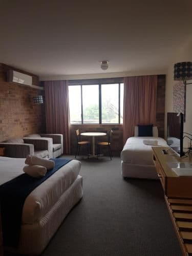 Queen Room with Queen and Single Bed