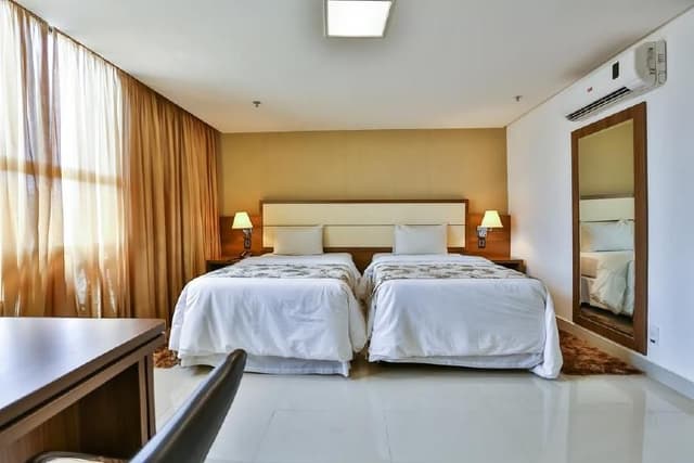 TWIN LUXURY