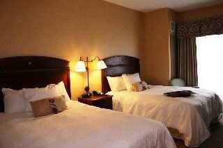แฮมป์ตัน อินน์ วอเตอร์ทาวน์ (Hampton Inn Watertown)4