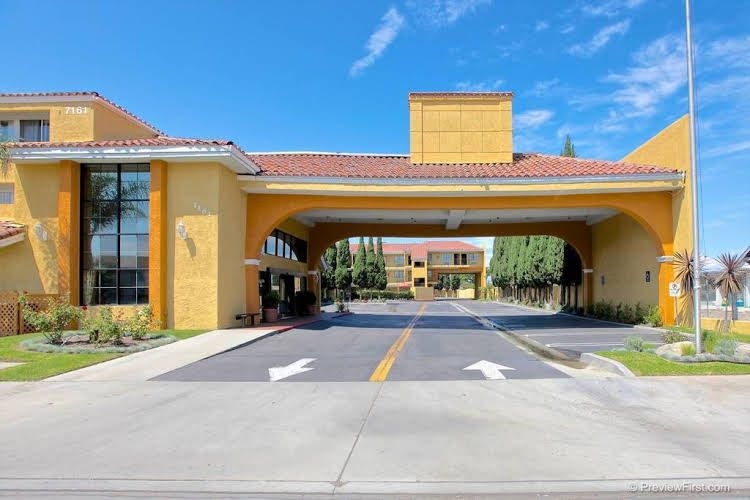 Stanton Inn and Suites1