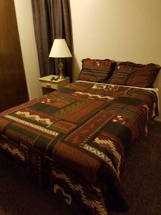 Dakota Rose Inn0