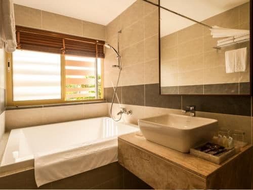 Deluxe Double Room with Bath