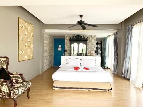 Suite with Ocean View