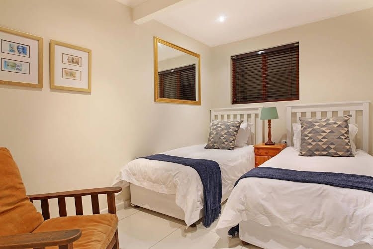 Afribode Acc Dysart Cottage1