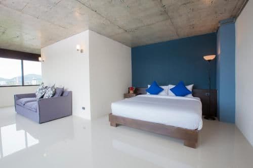 Junior Suite with Free Drop Off Transfer to The Airport