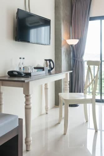 Standard Twin Room with Free Drop Off Transfer to The Airport