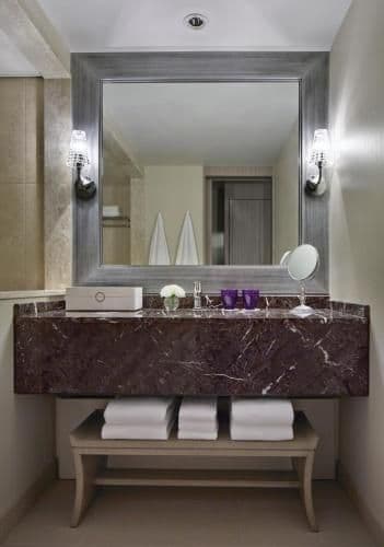 Royal Suite with Lounge Access and City View