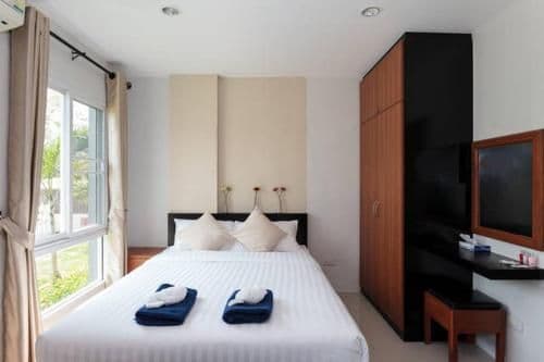 Apartment with Balcony