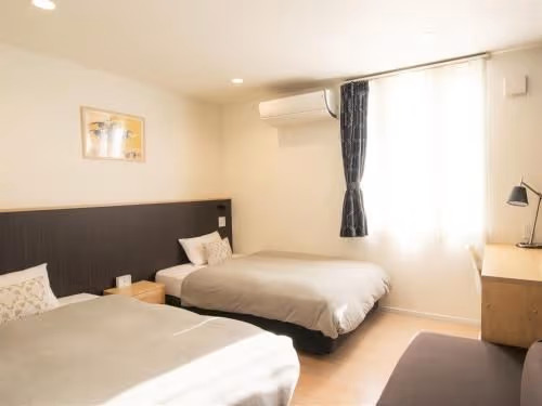 Twin Room with Private Bathroom