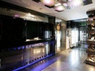 Max Hotel0