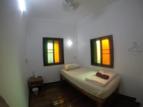 Single Room with Shared Bathroom