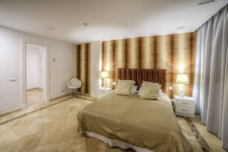 Banus Beach Apartments0