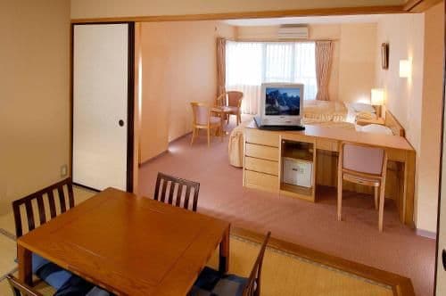 Room with Tatami Area