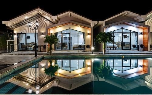 Sandy Clay Bungalows3