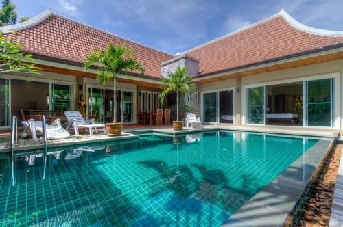 Lotus Villa by Jetta0