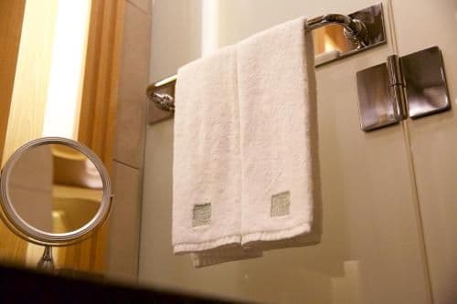 Premium Twin Room - Non-Smoking