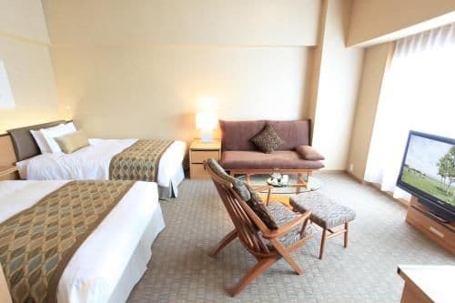 Premium Twin Room - Non-Smoking