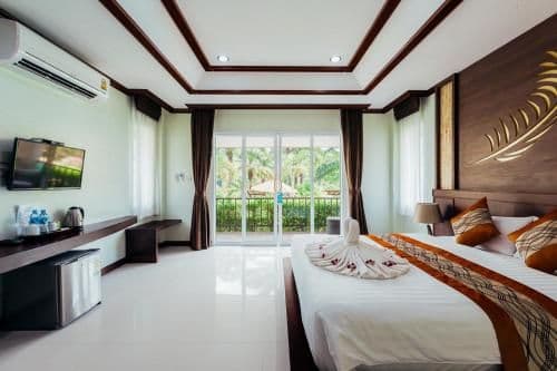 Deluxe Bungalow with Bathtub