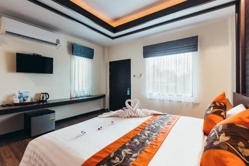 Standard Bungalow King Bed